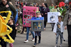 Maškarada na ulicama Novog Sada