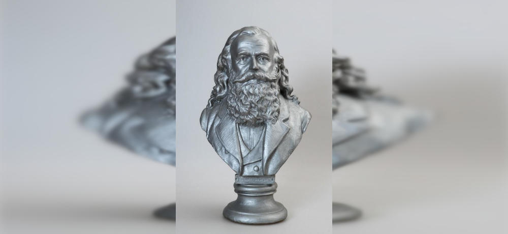 Spomenik Svetozaru Miletiću (1826–1901) u Novom Sadu